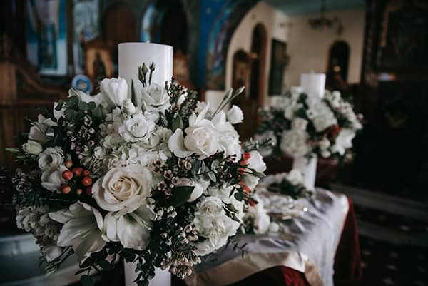 winter-wedding-white-roses-amaryllis_09