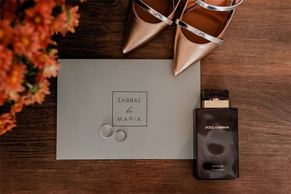 autumn-wedding-nicosia-white-florals-gold-touches_07x