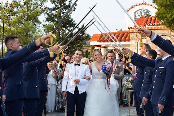 beutiful-military-wedding-thessaloniki-coorful-flowers_15