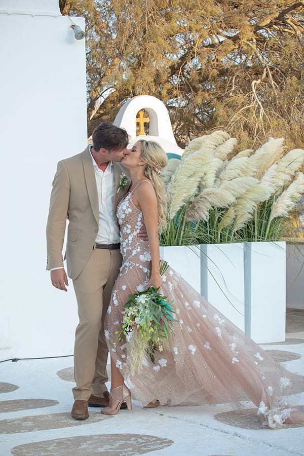 bohemian-summer-wedding-mykonos_02