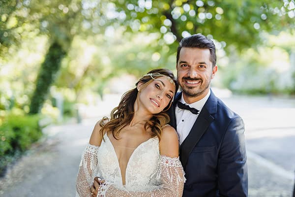 boho-chic-wedding-athens-pampas-grass-white-flowers_03