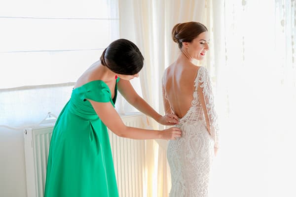 chic-summer-wedding-patra-white-florals_05