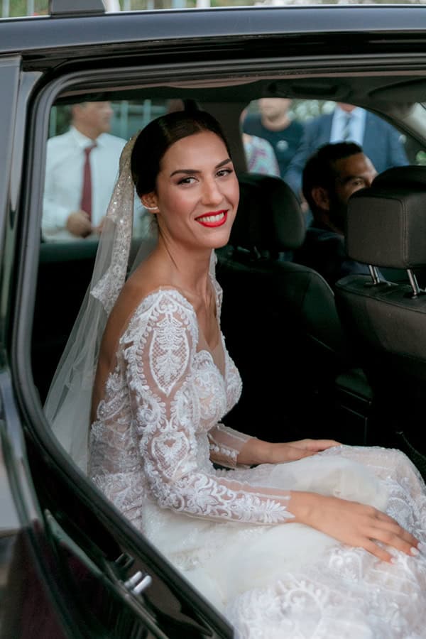 chic-summer-wedding-patra-white-florals_20