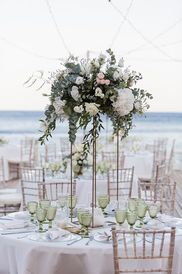 destination-summer-wedding-sifnos-island-white-florals_50