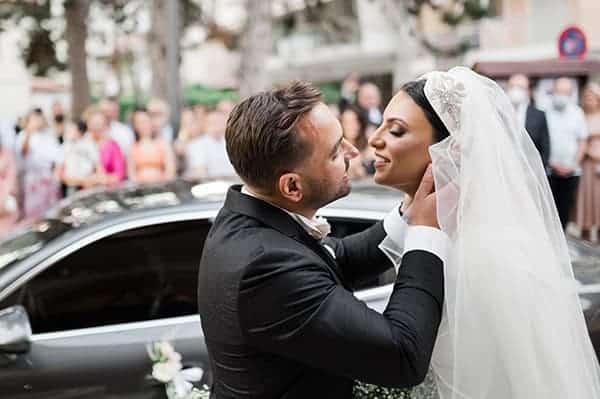 fall-wedding-naousa-romantic-details_19x