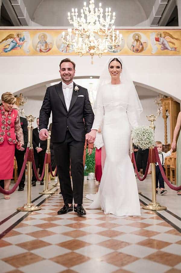 fall-wedding-naousa-romantic-details_19z