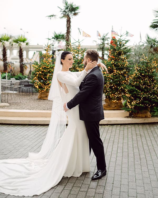 fall-wedding-naousa-romantic-details_21x