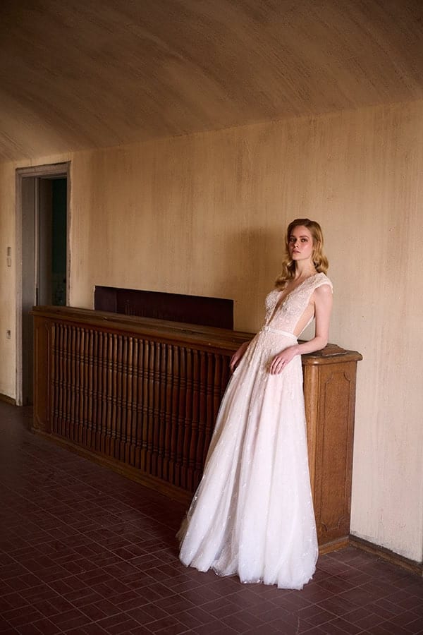 glamorous-wedding-gowns-mairi-mparola-impress_23