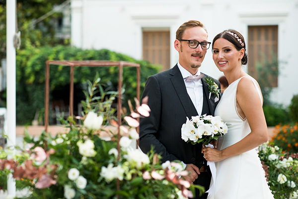 gorgeous-summer-wedding-thessaloniki-elegant-details_01
