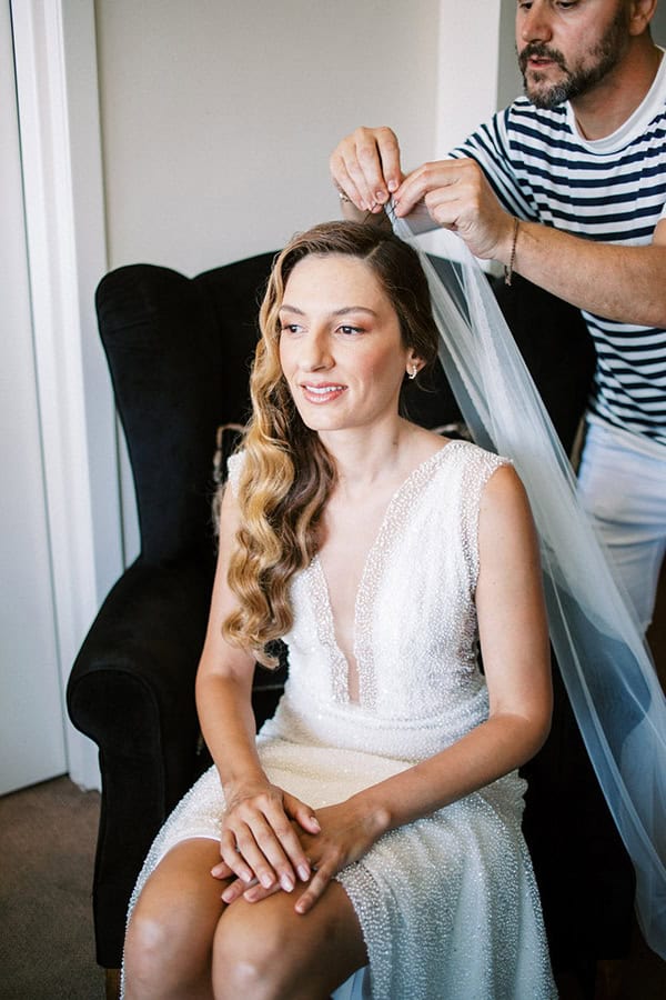 romantic-summer-wedding-volos-white-roses-olives_08