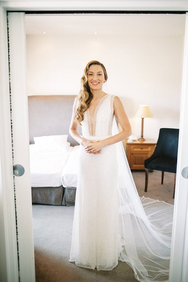 romantic-summer-wedding-volos-white-roses-olives_09