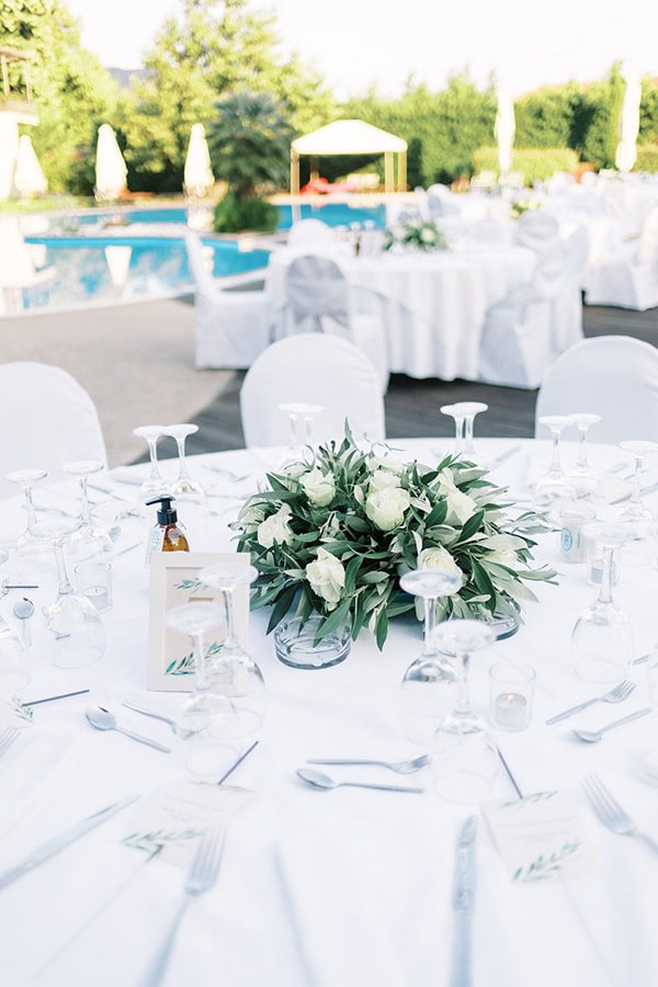 romantic-summer-wedding-volos-white-roses-olives_27