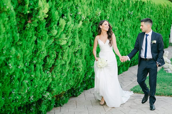 romantic-wedding-athens-white-florals_24