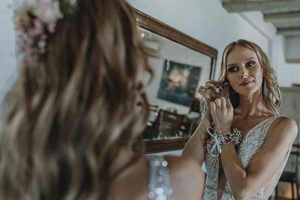 stunning-wedding-athens-lush-florals_08