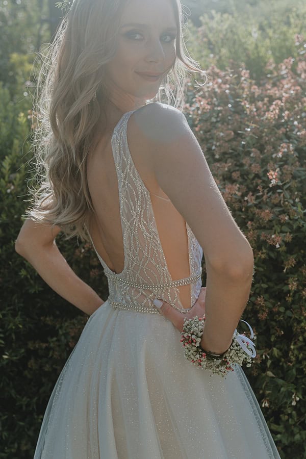 stunning-wedding-athens-lush-florals_11