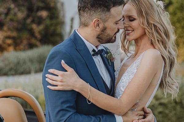 stunning-wedding-athens-lush-florals_32