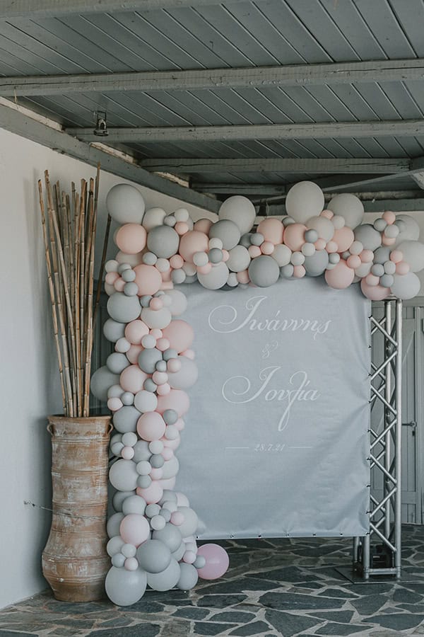 stunning-wedding-athens-lush-florals_36