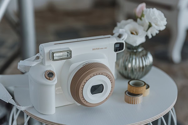 stunning-wedding-athens-lush-florals_37