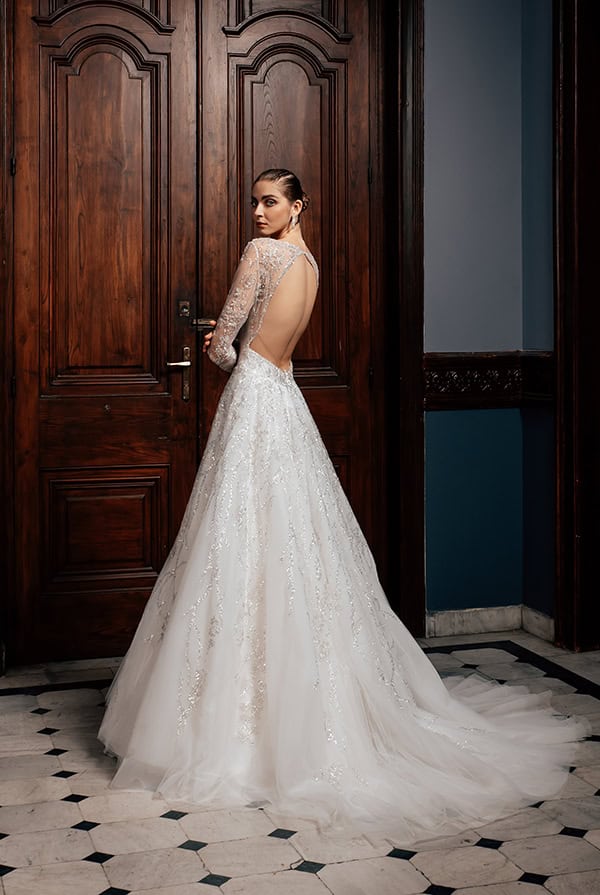 stylish-wedding-dresses-stunning-feminine-bridal-look_09