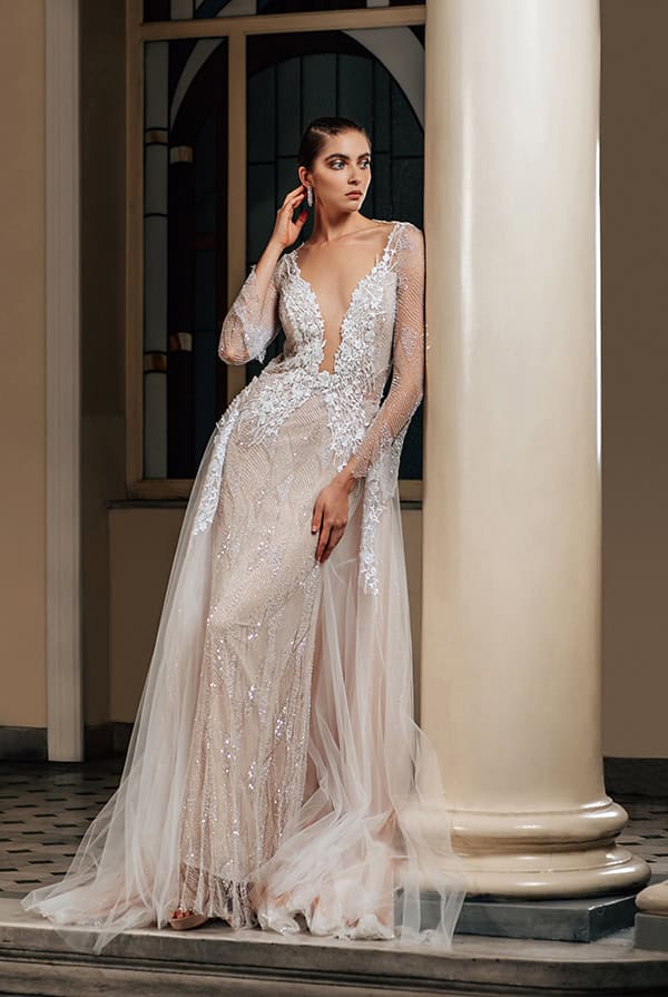 stylish-wedding-dresses-stunning-feminine-bridal-look_15
