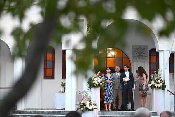 summer-wedding-larisa-beautiful-floral-design_12