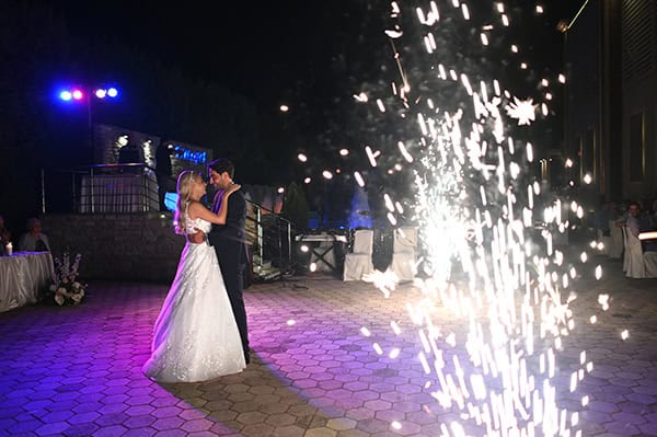 summer-wedding-larisa-beautiful-floral-design_19