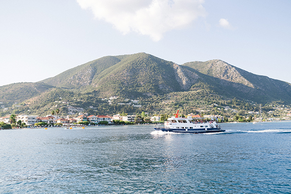 summer-wedding-lefkada-white-roses_03