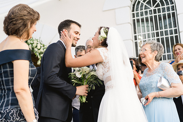 summer-wedding-lefkada-white-roses_21