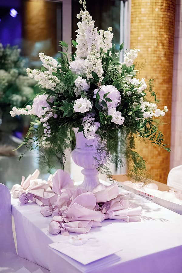 beautiful-fall-wedding-romantic-peonies_14x