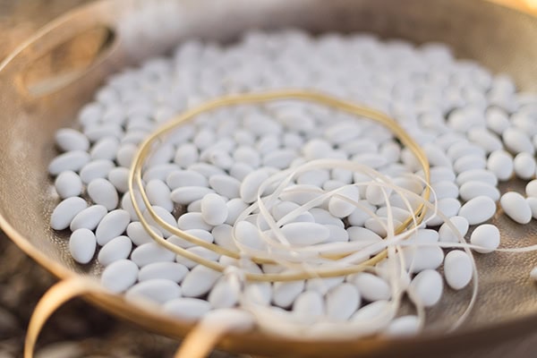 bohemian-chic-summer-wedding-aigio-coral-details_17