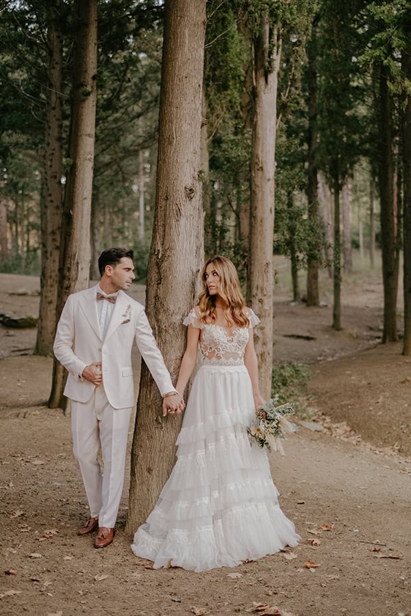 bohemian-fall-wedding-macrame-coral-hues_03