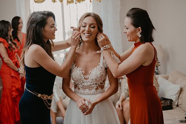 bohemian-fall-wedding-macrame-coral-hues_05