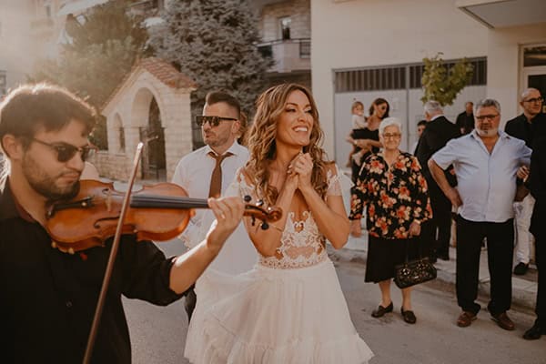 bohemian-fall-wedding-macrame-coral-hues_07