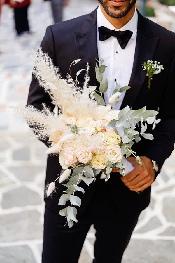 bohemian-summer-wedding-athens-pampas-grass_17