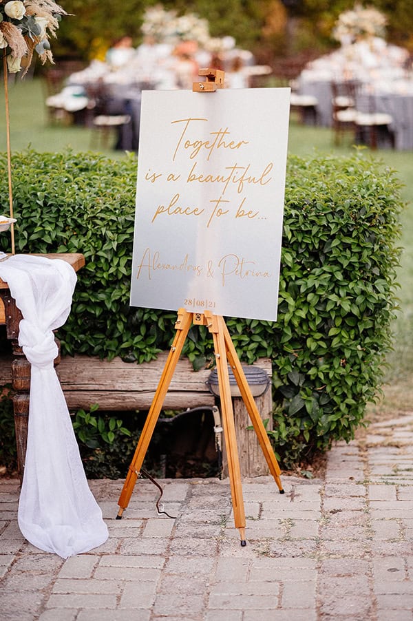 bohemian-summer-wedding-athens-pampas-grass_21x
