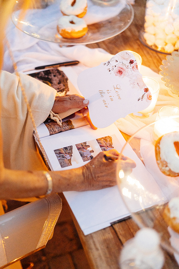 bohemian-summer-wedding-athens-pampas-grass_24x