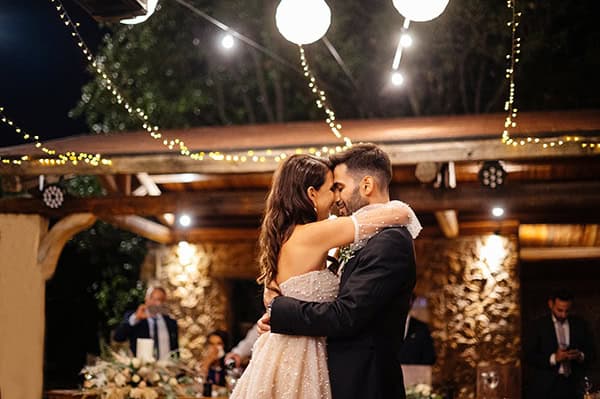 bohemian-summer-wedding-athens-pampas-grass_27