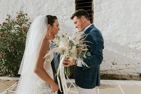 bohemian-wedding-folegandros-island-pampas-grass_28