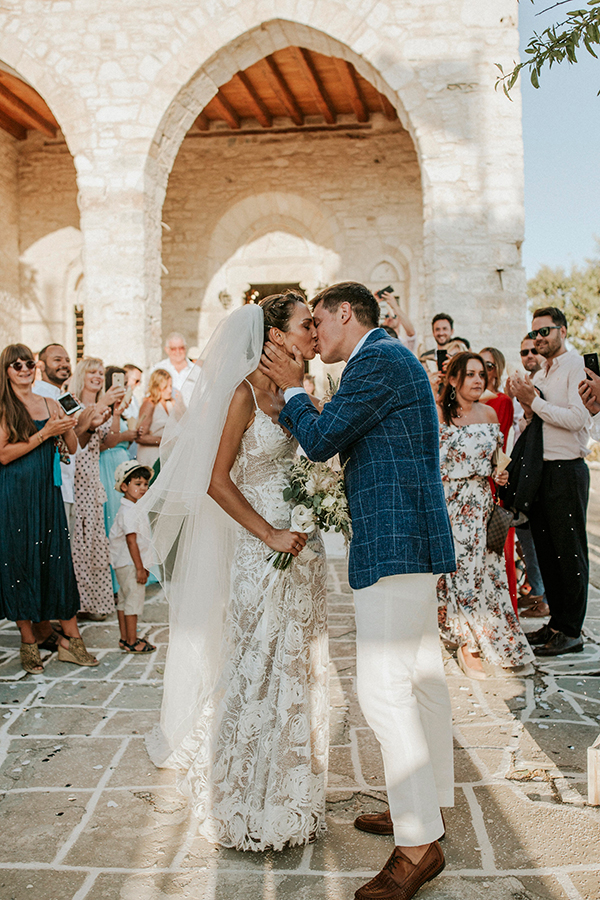 bohemian-wedding-folegandros-island-pampas-grass_31x