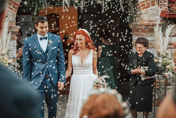 boho-fall-wedding-litochoro-florals-pastel-hues_18