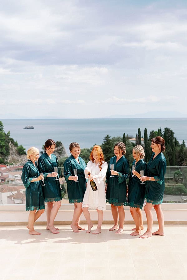 dreamy-summer-wedding-parga-romantic-blooms_08