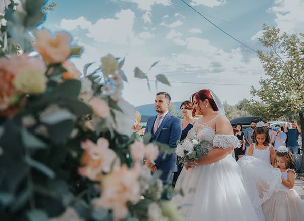 dreamy-summer-wedding-seaside-view_11