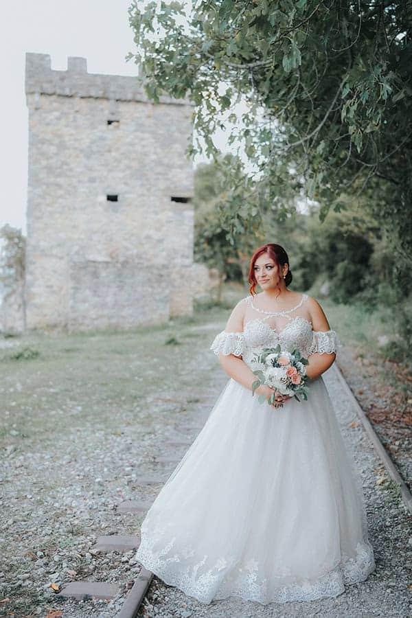 dreamy-summer-wedding-seaside-view_31