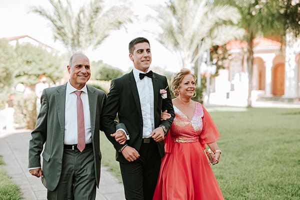 lovely-fall-wedding-nicosia-bougainvillea_12