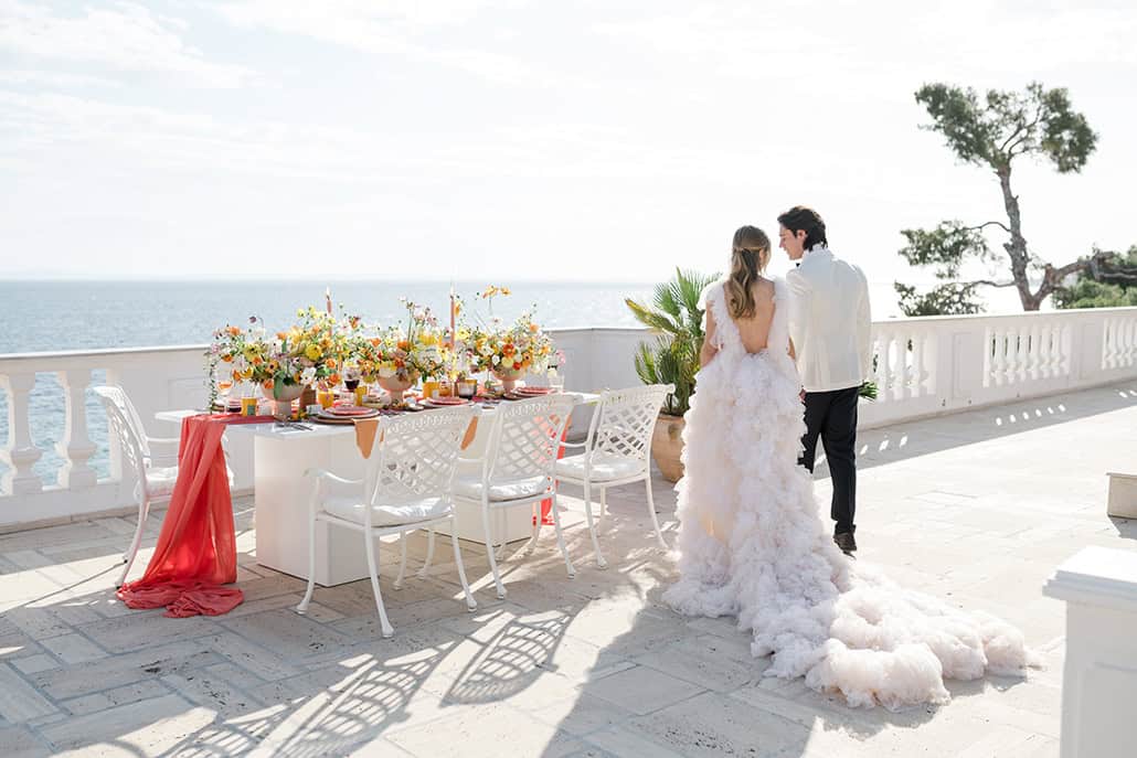 Μαγευτικό styled shoot στην Χαλκιδική με τις πιο ρομαντικές colorful λεπτομέρειες