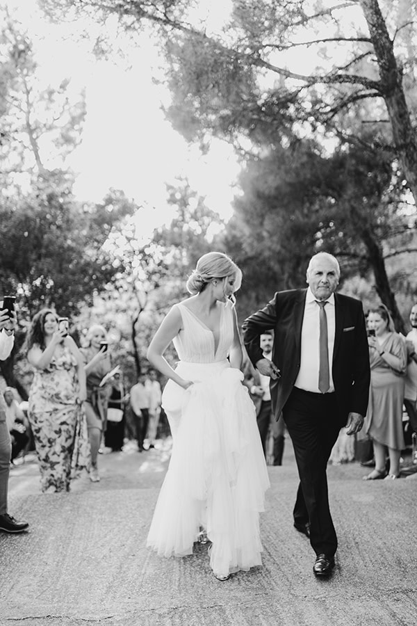 romantic-summer-wedding-komotini-dried-blooms_10