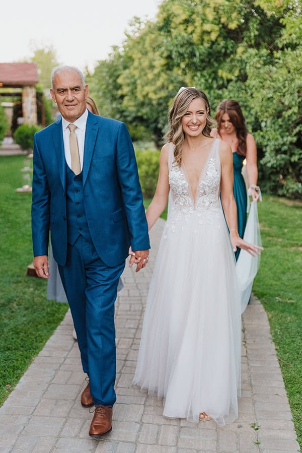 rustic-summer-wedding-lavender-field-flowers_29
