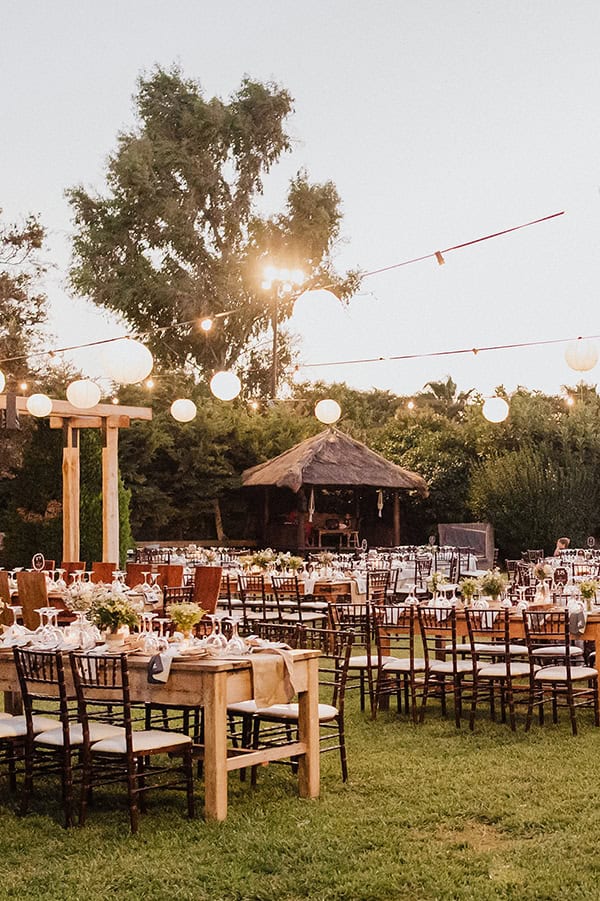rustic-summer-wedding-lavender-field-flowers_37x