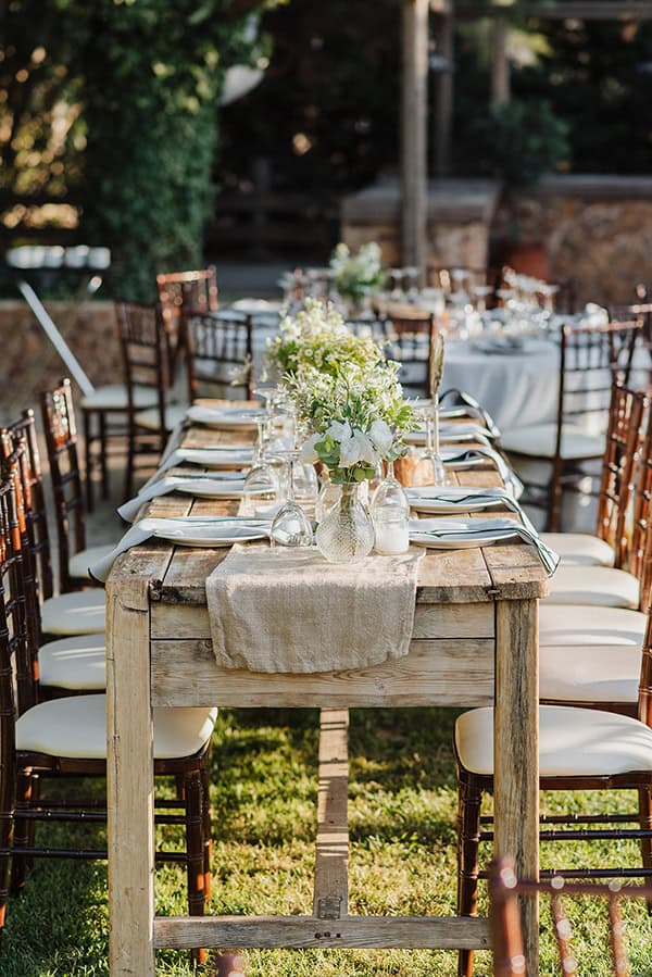rustic-summer-wedding-lavender-field-flowers_39x