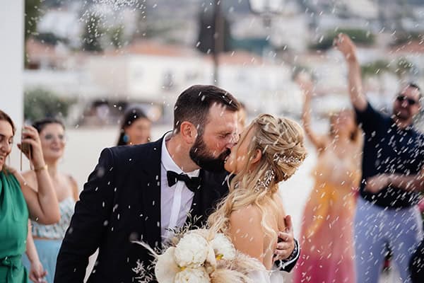 stunning-destination-wedding-spetses-summer-vibes_15